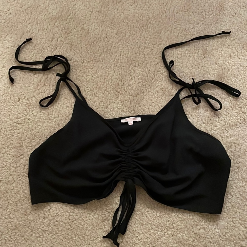 Womens medium black top from Lottie Moss.